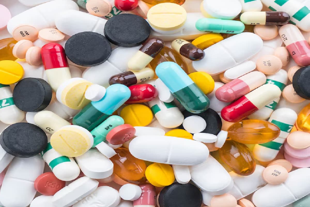 Medicine Price Hike: 1 अप्रैल से महंगी होंगी दवाएं, मरीजों की जेब पर बढ़ेगा बोझ