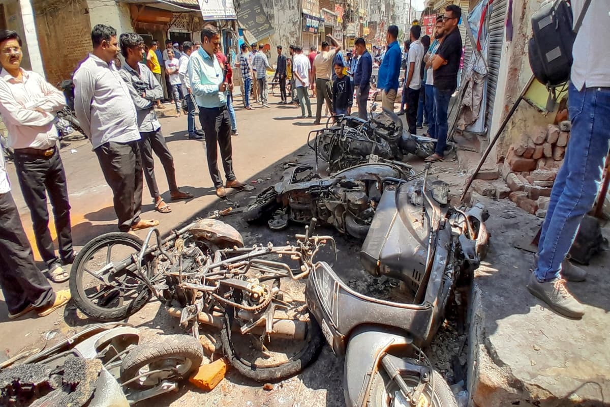 Nagpur Violence: नागपुर हिंसा का क्या है बांग्लादेश कनेक्शन? 18 विशेष टीमें कर रही जांच, मास्टरमाइंड फहीम खान गिरफ्तार