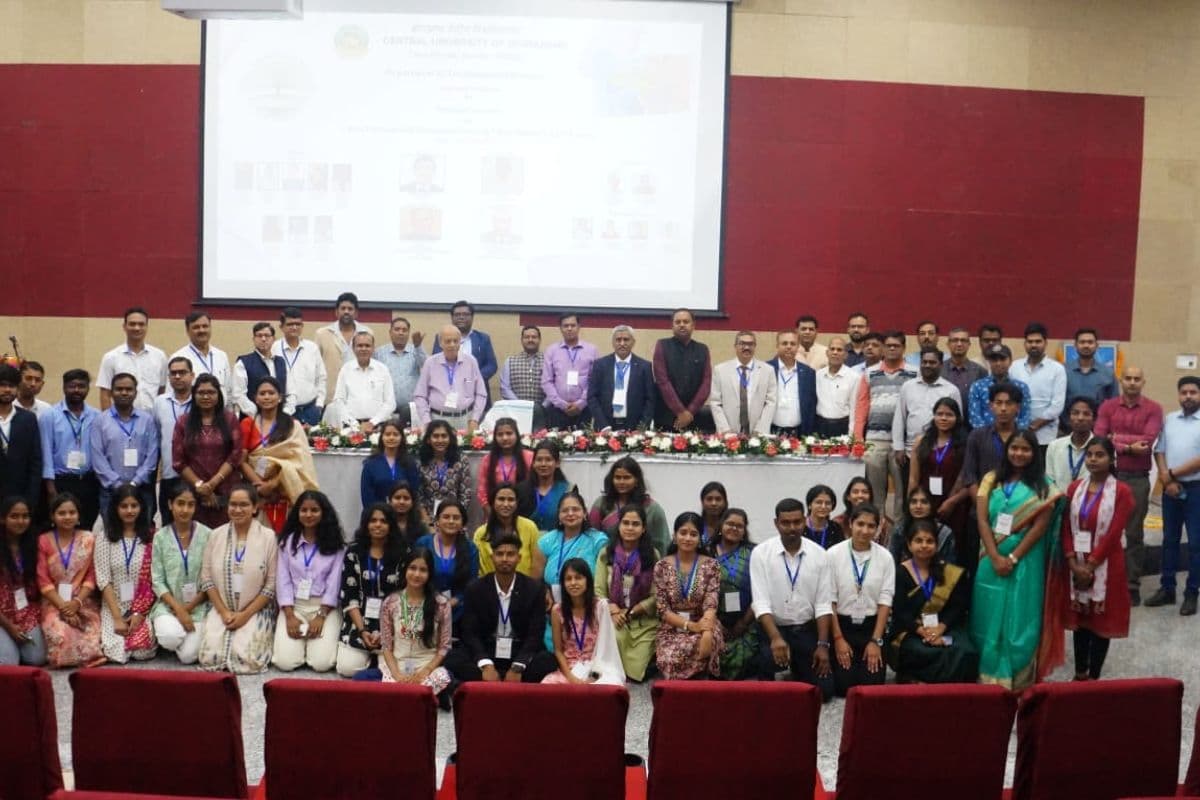 National Seminar 2025: विकसित भारत के लिए जरूरी है स्वच्छ वातावरण, राष्ट्रीय सेमिनार में बोले CUJ के वीसी प्रो क्षिति भूषण दास