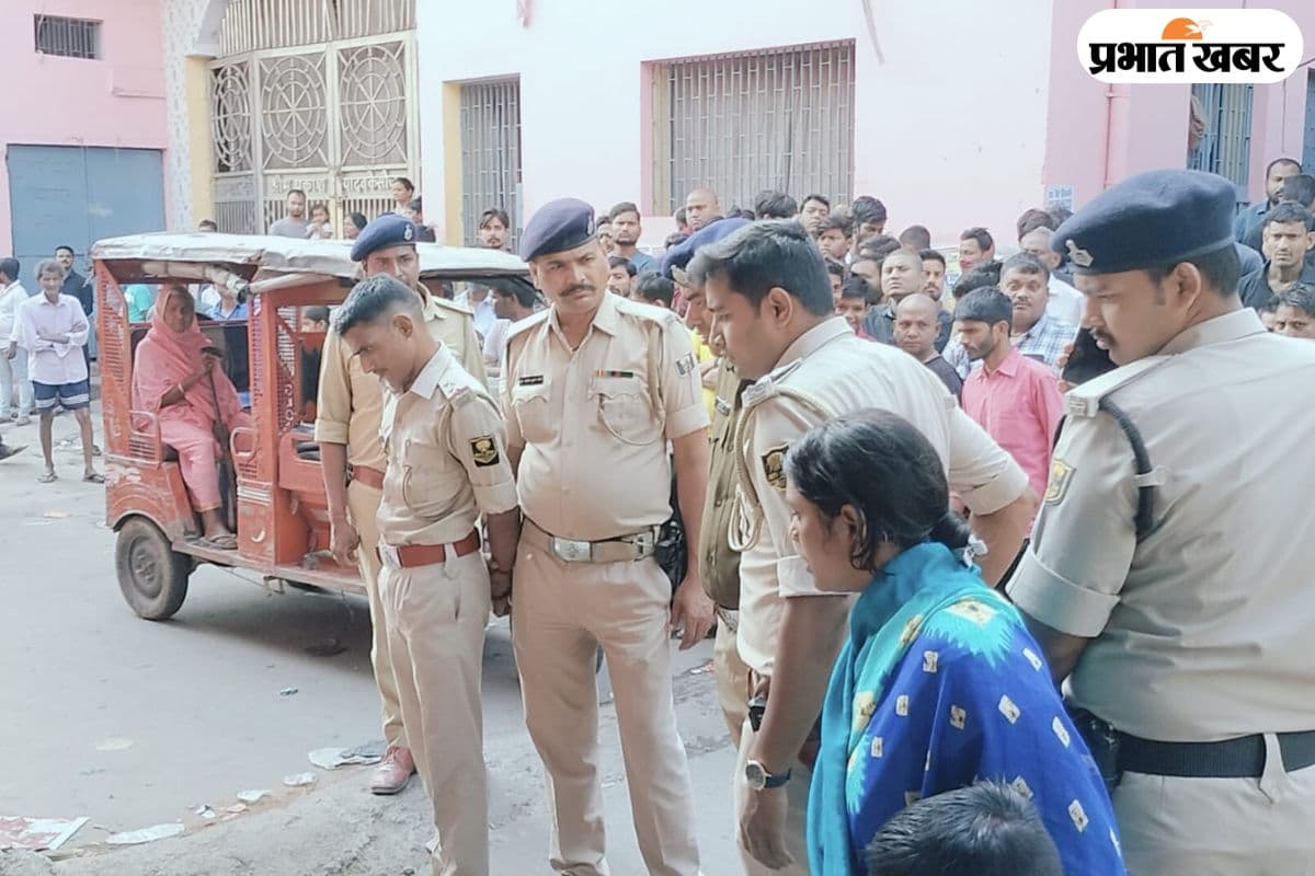 Patna News: सड़क किनारे मिला अज्ञात युवक का शव, मौत की गुत्थी सुलझाने में जुटी पुलिस