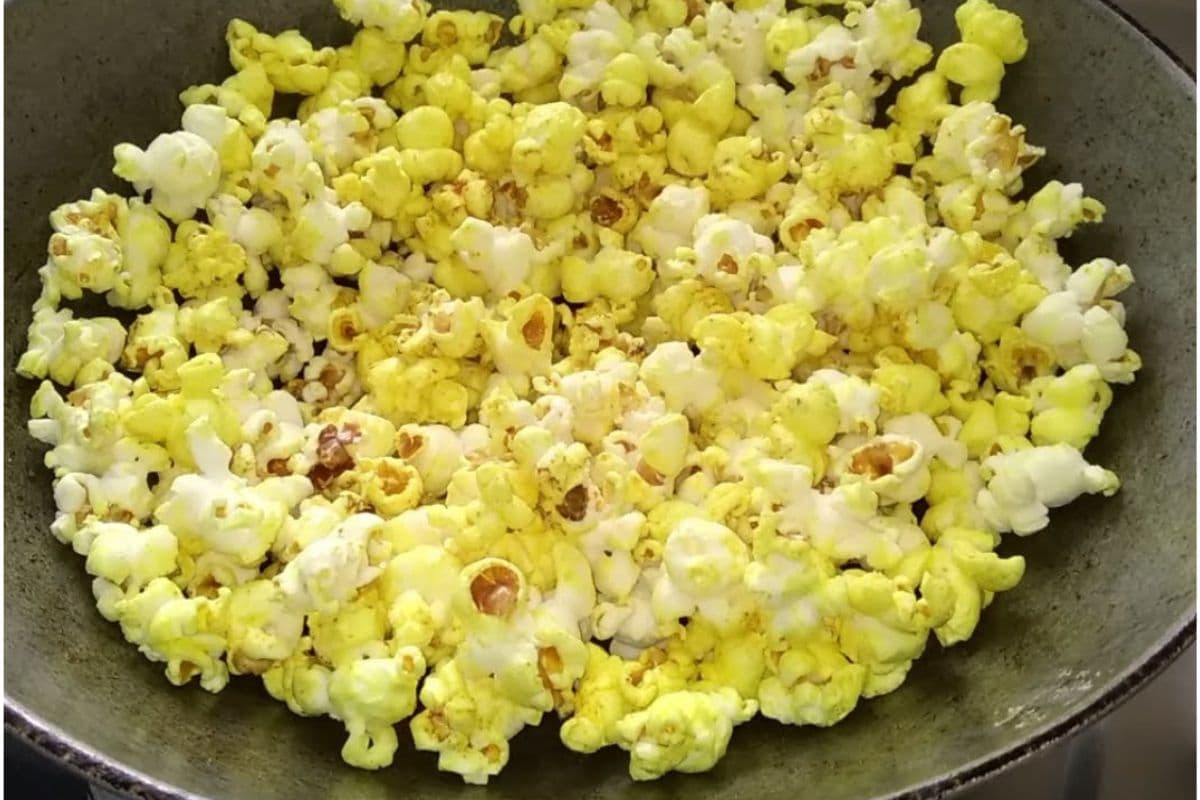 Popcorn Khane Ke Fayde: अगर आपको भी चाहिए स्लिम फीगर तो आज से मकई के भुजा को अपने डाइट में करें शामिल