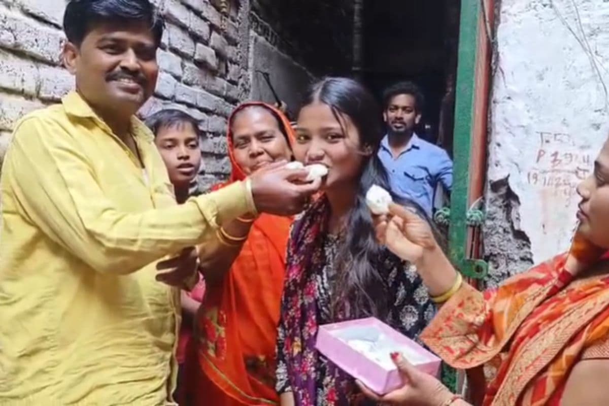 टॉपर अदिति सोनकर