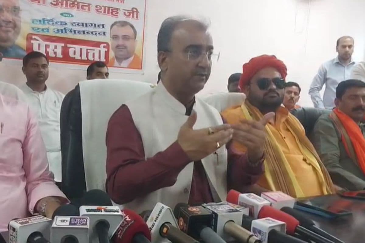 मंत्री मंगल पांडेय