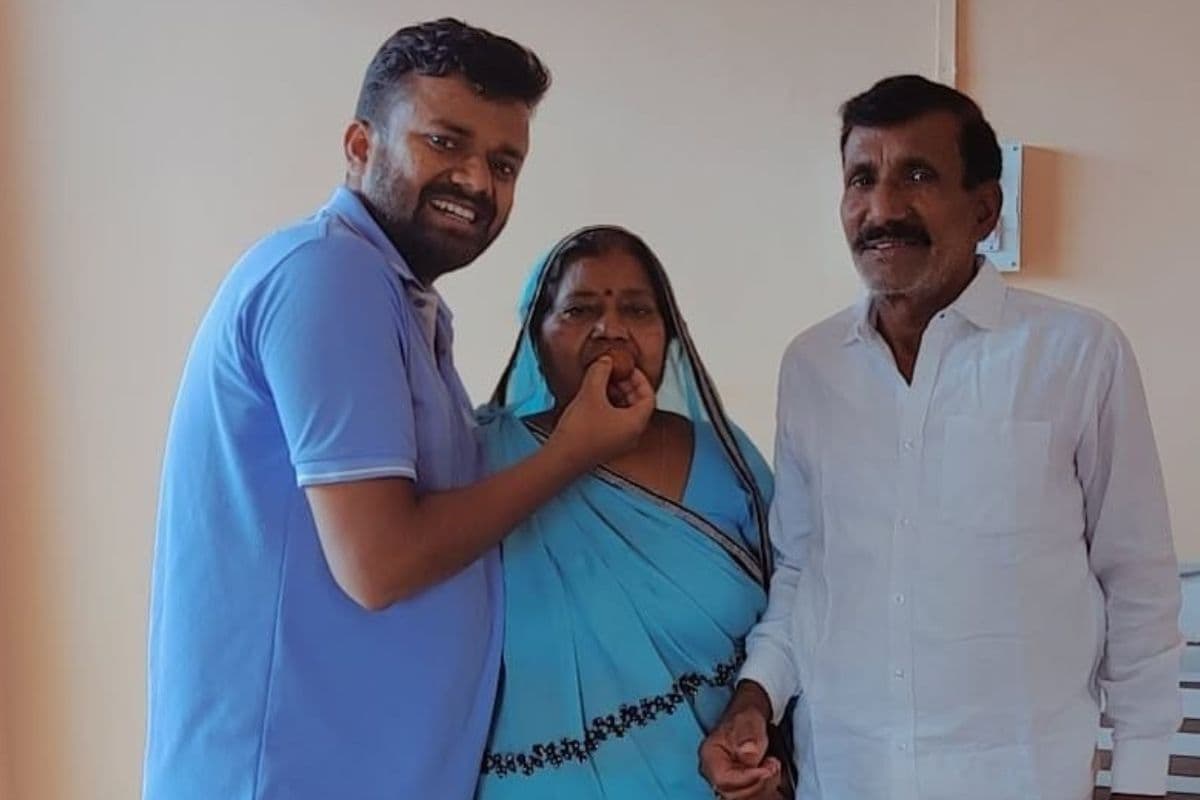 Success Story: गढ़वा के बेटे ने हरियाणा से की बीटेक की पढ़ाई, पहले ही प्रयास में बन गए एसबीआई में फायर मैनेजर