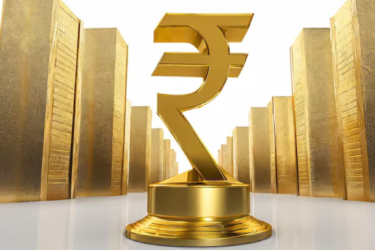 रुपये ने डॉलर को फिर दी पटखनी! लगातार 7वें दिन हुआ मजबूत