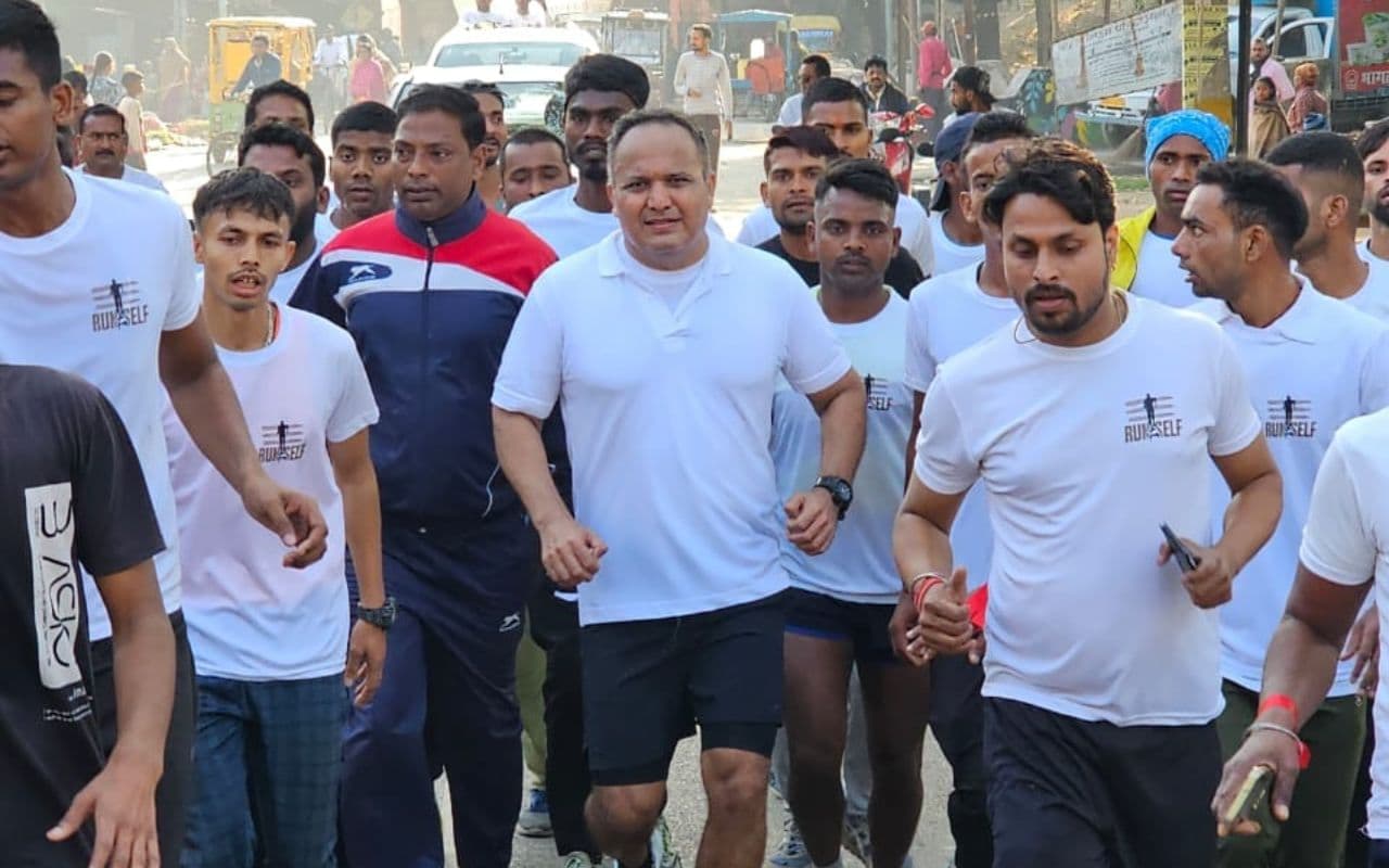 Video: शिवदीप लांडे ने धमाकेदार अंदाज में की नई पारी की शुरुआत, हजारों युवाओं के साथ सड़क पर उतरे