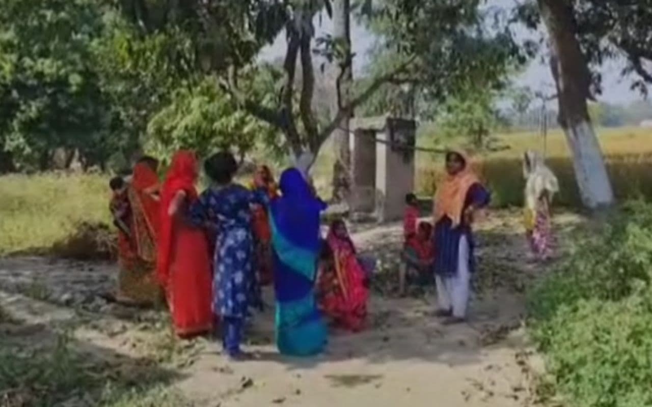 Bihar: 70 वर्षीय महिला ने छेड़खानी का विरोध किया तो गला दबा कर दी हत्या, पति बोला- नशे में धुत था हत्यारा