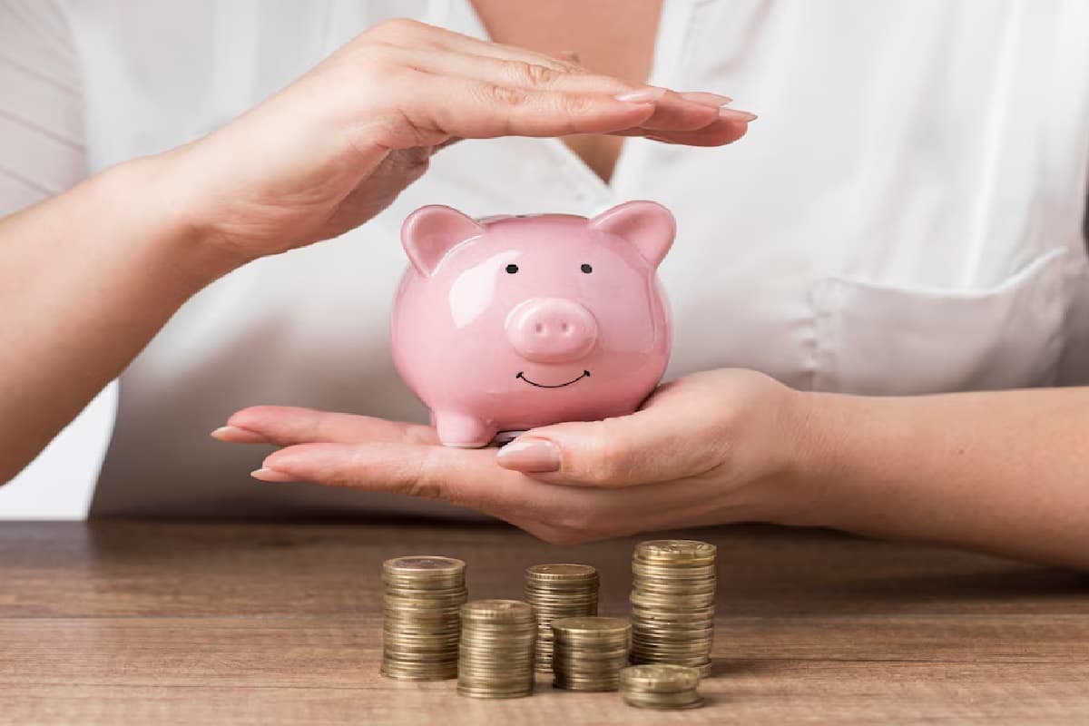 सरकार ने बचत खाताधारकों को फिर किया निराश, ब्याज दरों में नहीं की बढ़ोतरी