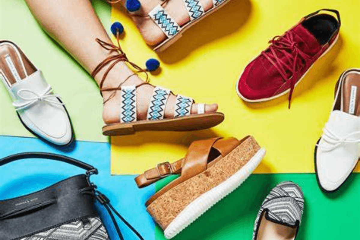 Latest Flat Designs: गर्मियों में वियर करने के लिए बेस्ट हैं ये फ्लैट्स फुटवियर,देखें डिजाइंस