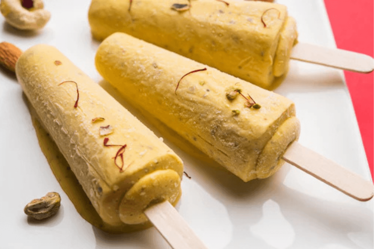 Kesar Kulfi Recipe: होली में बनाएं ठंडा-ठंडा केसर कुल्फी, जानें आसान रेसिपी