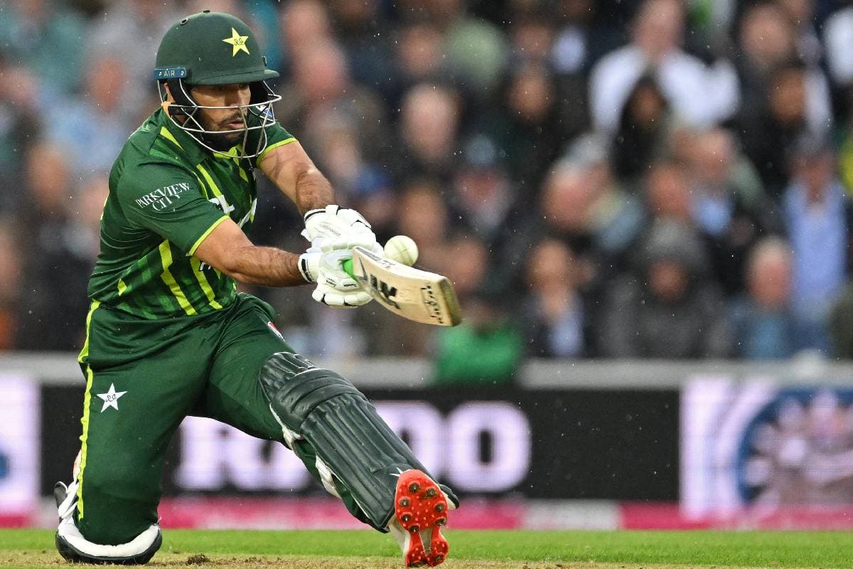 पाकिस्तान को झटके पे झटका, लगातार हार से है परेशान, अब यह स्टार खिलाड़ी बाहर