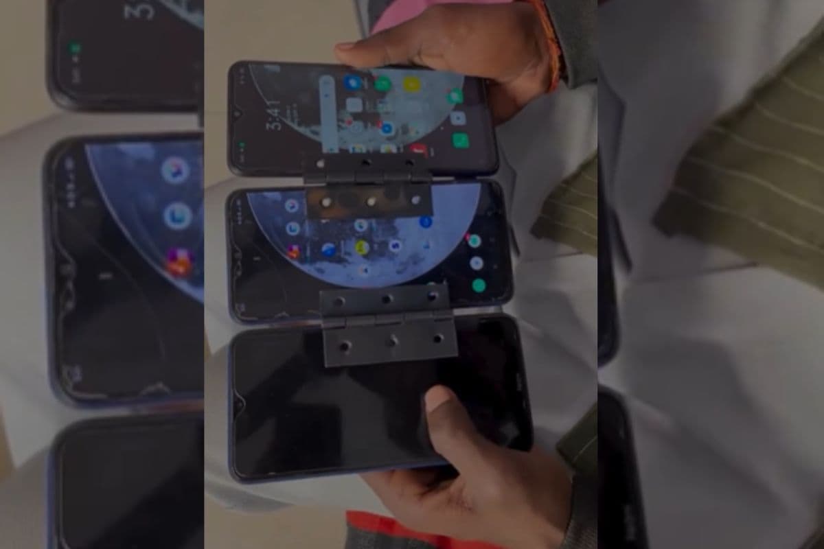 Viral Video: देसी जुगाड़ से बना दिया फोल्डेबल फोन, बंदे ने लगाया कमाल का दिमाग, वायरल हो रहा वीडियो