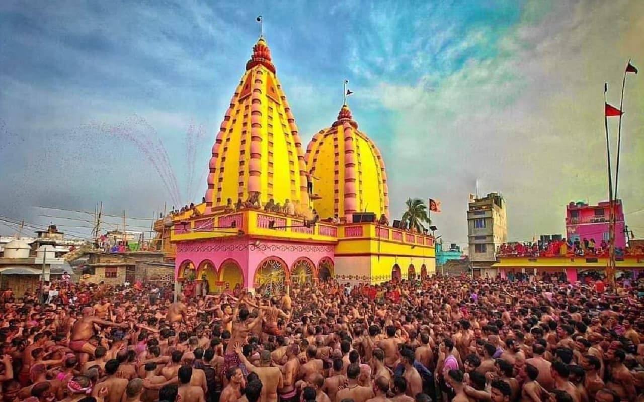 Video: ब्रज की तरह फेमस है बिहार के बनगांव की होली, 18वीं सदी के संत ने शुरू की थी अनोखी परंपरा