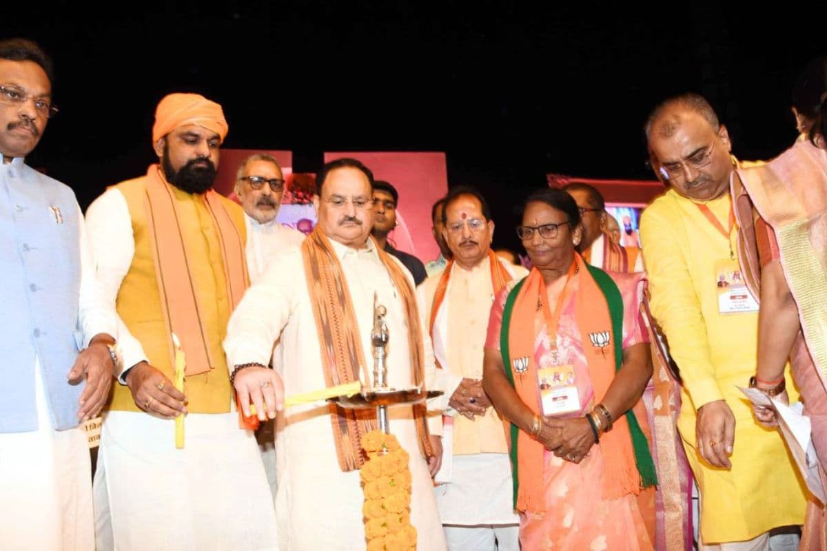 बिहार चुनाव से पहले एक्टिव मोड में बीजेपी, दिल्ली में डिनर डिप्लोमेसी के बहाने बनेगी जीत की रणनीति