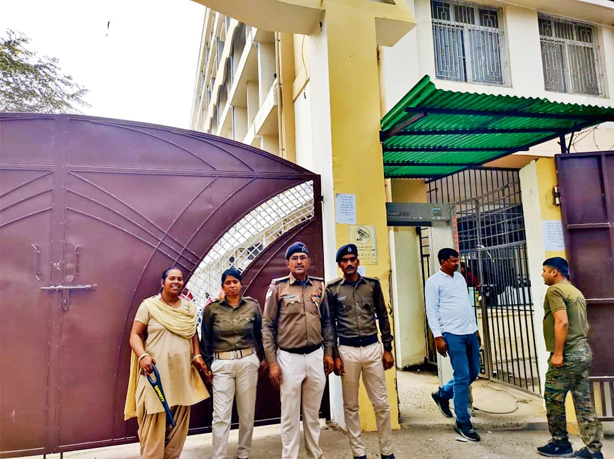 Gopalganj News  : डकैती के दौरान हत्या की कांड में 42 साल के बाद कोर्ट पहुंचे गवाह, शुरू हुआ ट्रायल