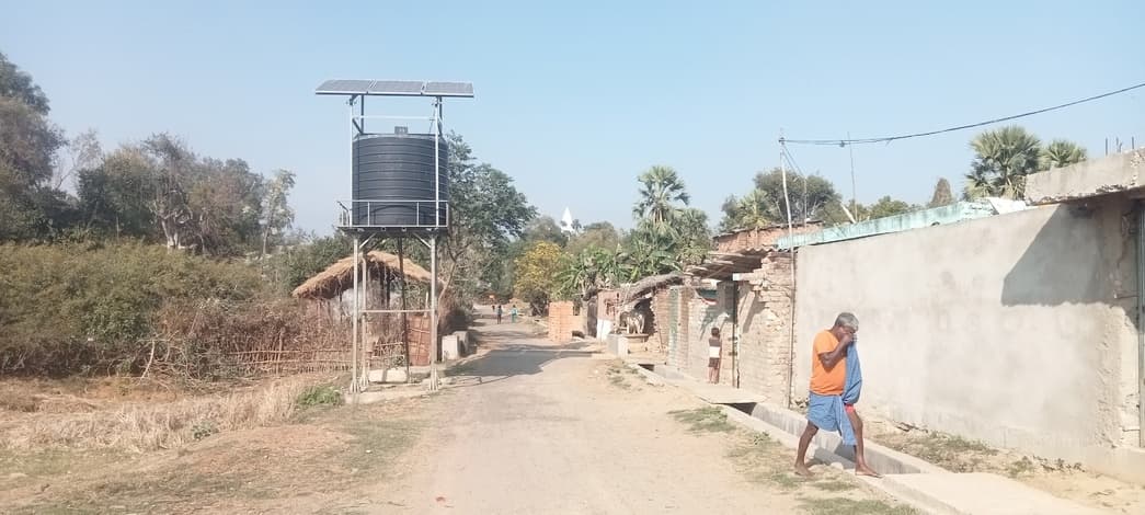 भिगंडा गांव में लगा जलमीनार खराब, पेयजल की बढ़ी परेशानी