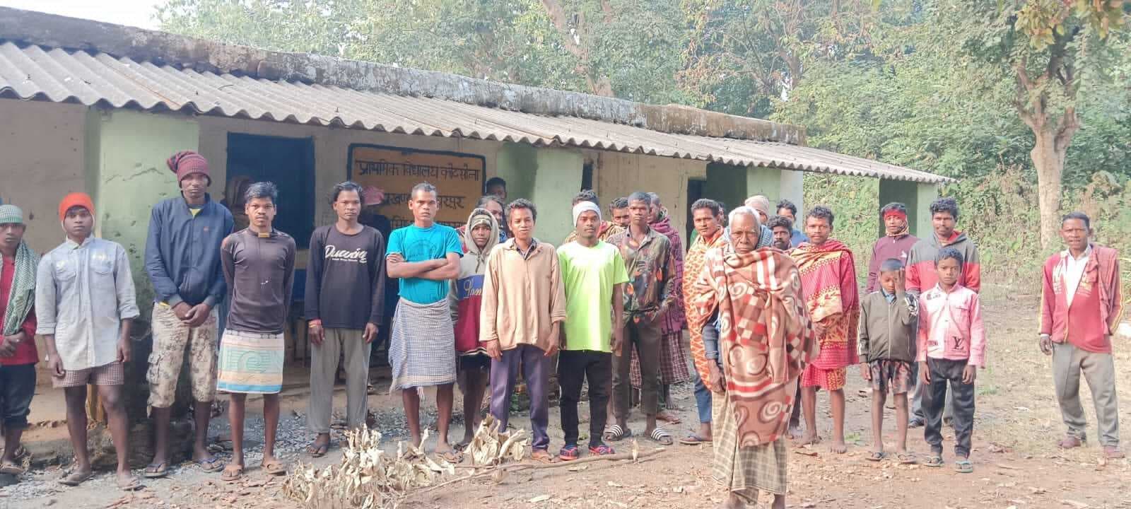 West Singhbhum News : कोटसोना प्रावि चार माह से बंद, बच्चों की पढ़ाई ठप