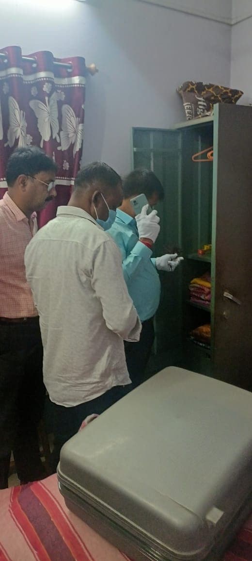 Bokaro News : बरमसिया में एक ही रात पांच बंद घरों में चाेरी