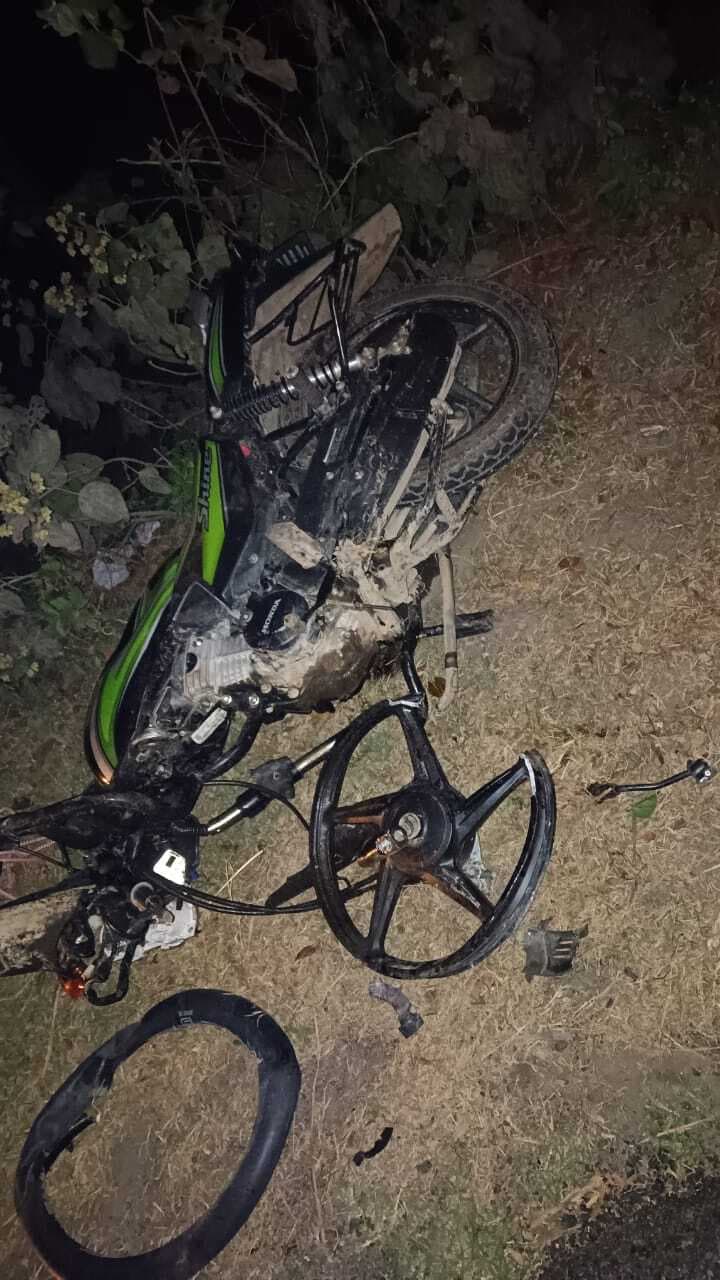 Bhagalpur News: ट्रिपल लोड बाइक दुर्घटनाग्रस्त, दो की मौत, तीसरा गंभीर