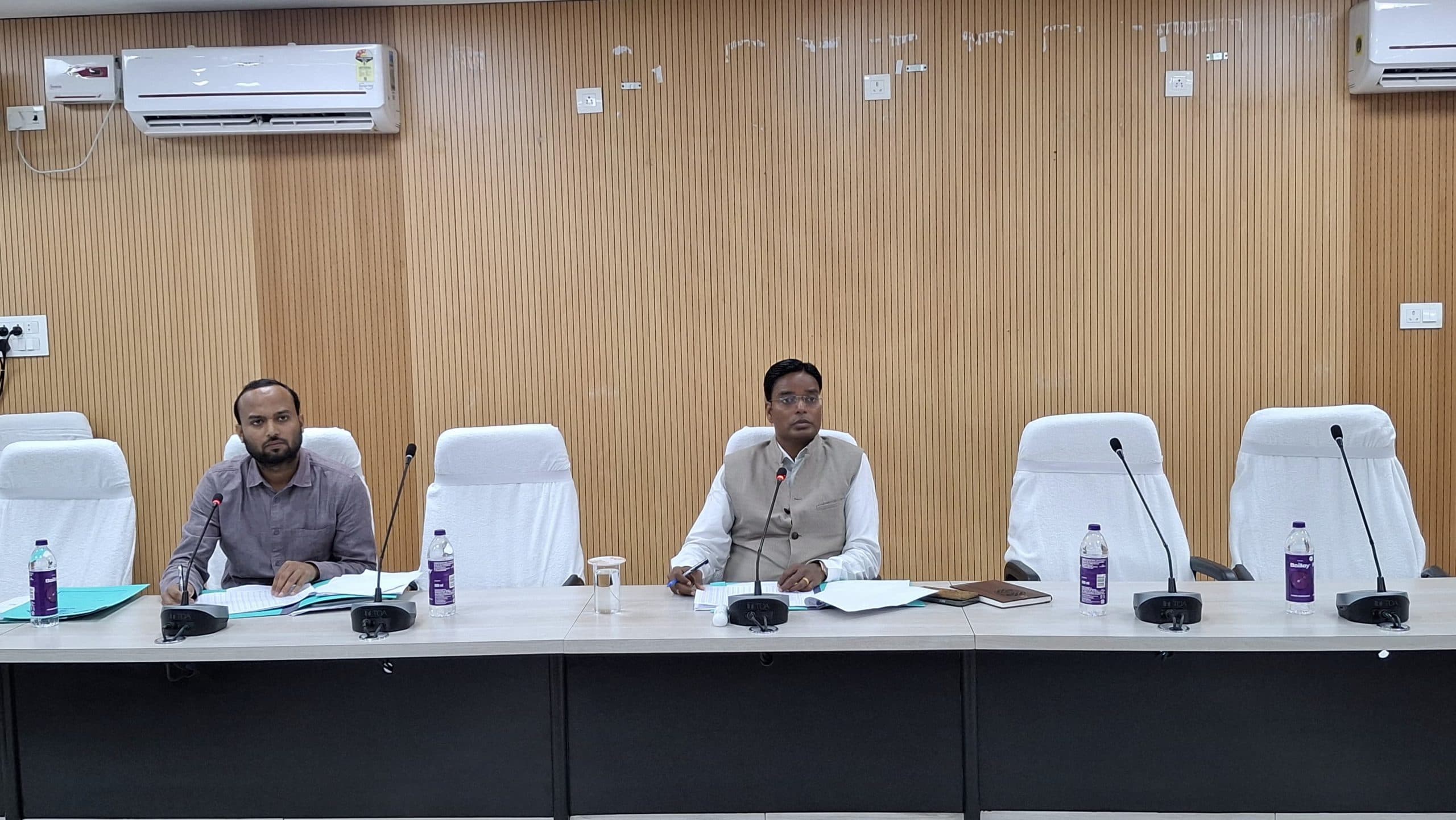 जिला स्तरीय खनन टास्क फोर्स की बैठक सम्पन्न, डीएम ने राजस्व वसूली में सुधार के दिए निर्देश