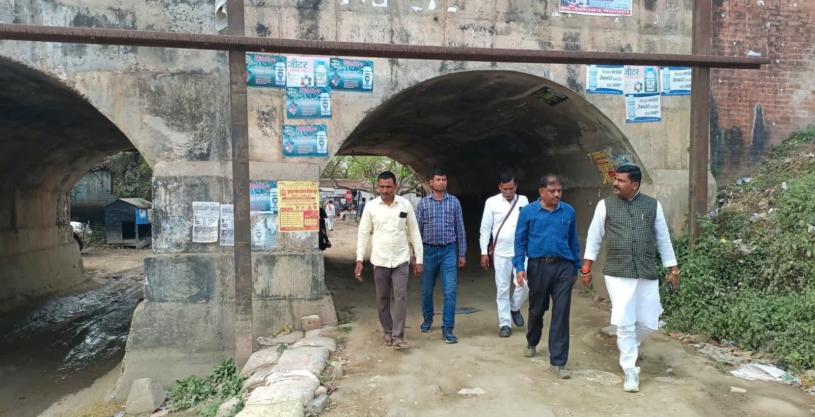 तीन जगहों पर अंडरपास बनाये जाने को लेकर किया गया निरीक्षण
