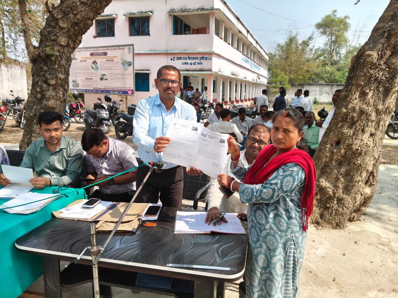 प्रखंड के 119 विशिष्ट शिक्षकों को नियुक्ति पत्र दिया गया