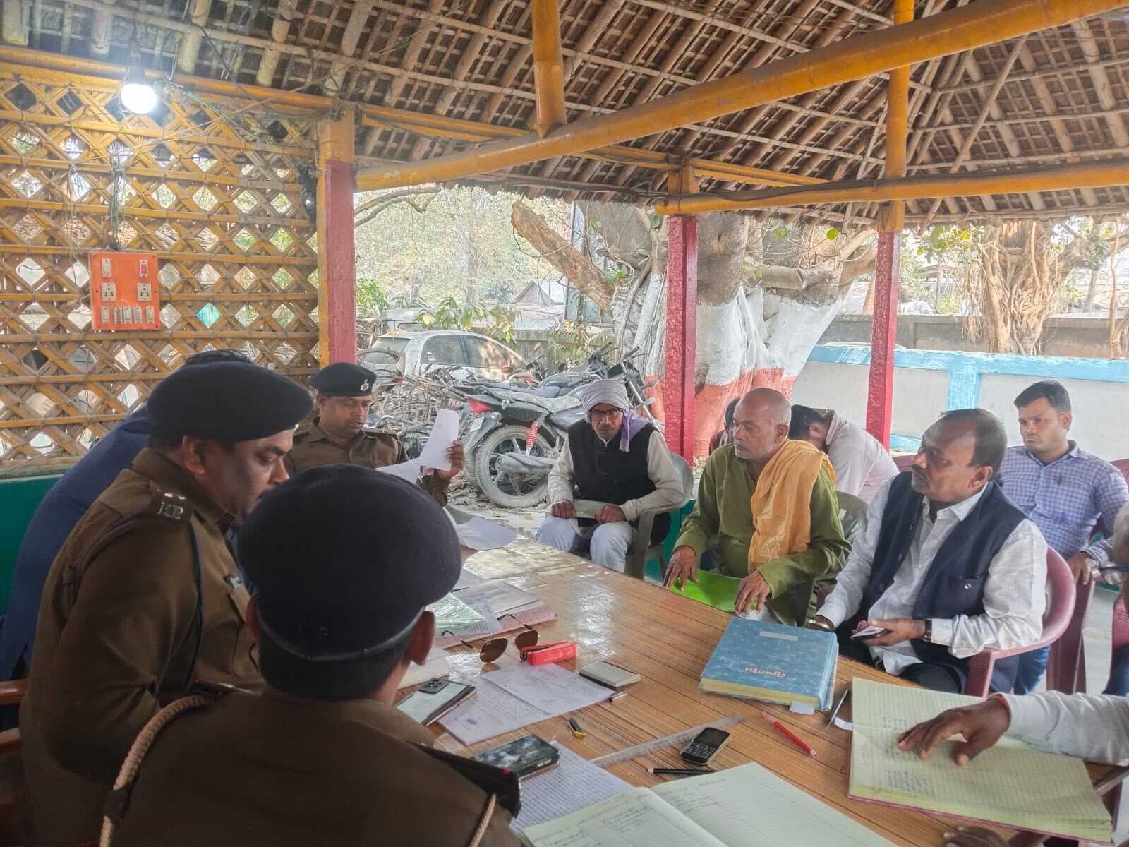 जनता दरबार में सात मामलों में से एक का हुआ निष्पादन