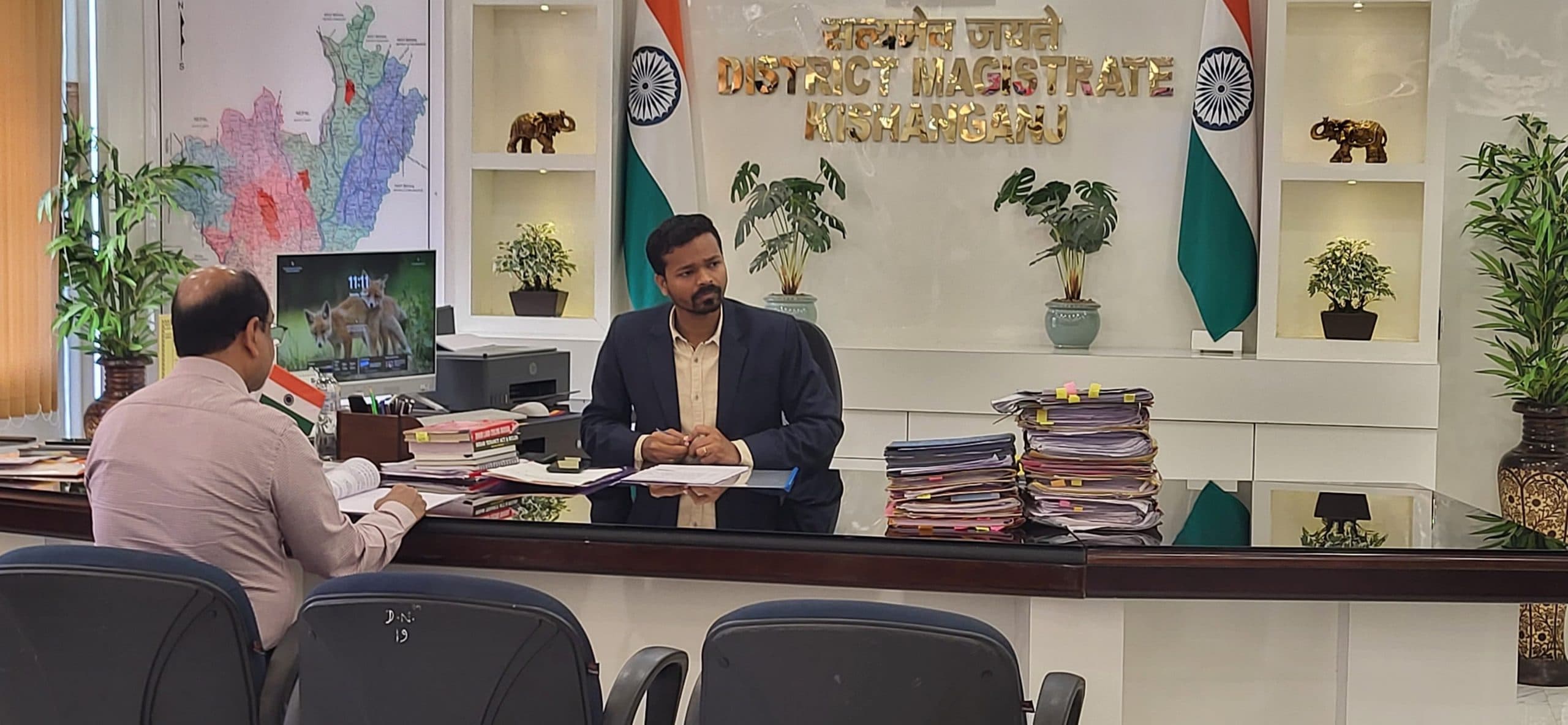 गांधी चौक  सद्भावना बाजार  में अवैध दुकानों पर प्रशासन सख्त, होगी कड़ी कार्रवाई