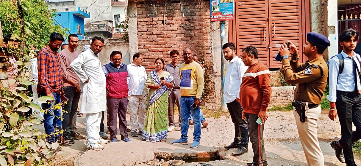 सफाई एजेंसी पर 12 हजार रुपये का जुर्माना