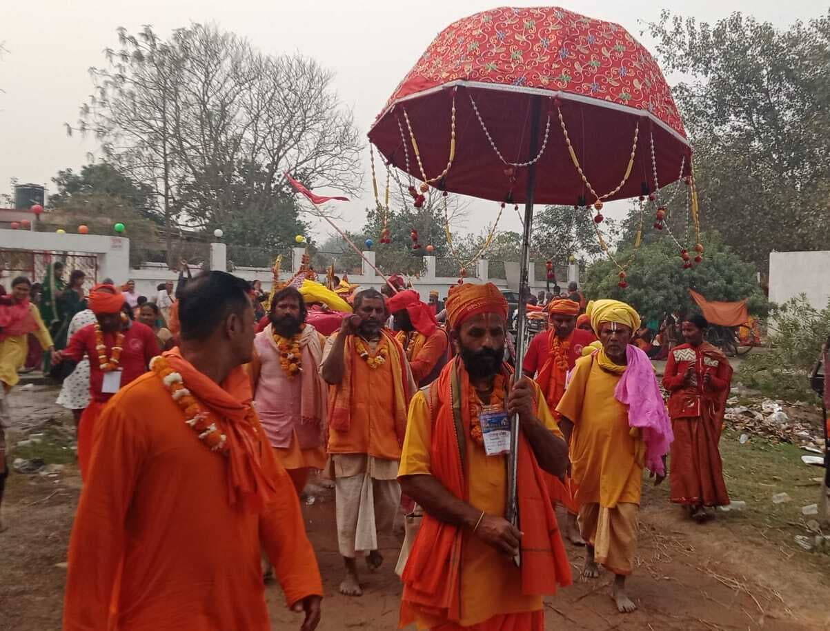 Madhubani News : सियाराम के जयघोष से गुंजयमान हुआ गिरिजा माई स्थान