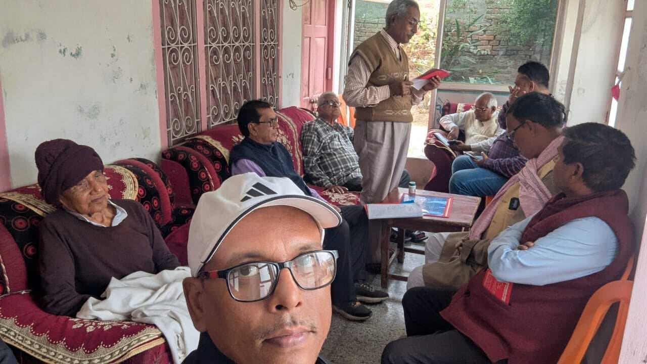 Madhubani News : कवि गोष्ठी में बही काव्य रस की धारा