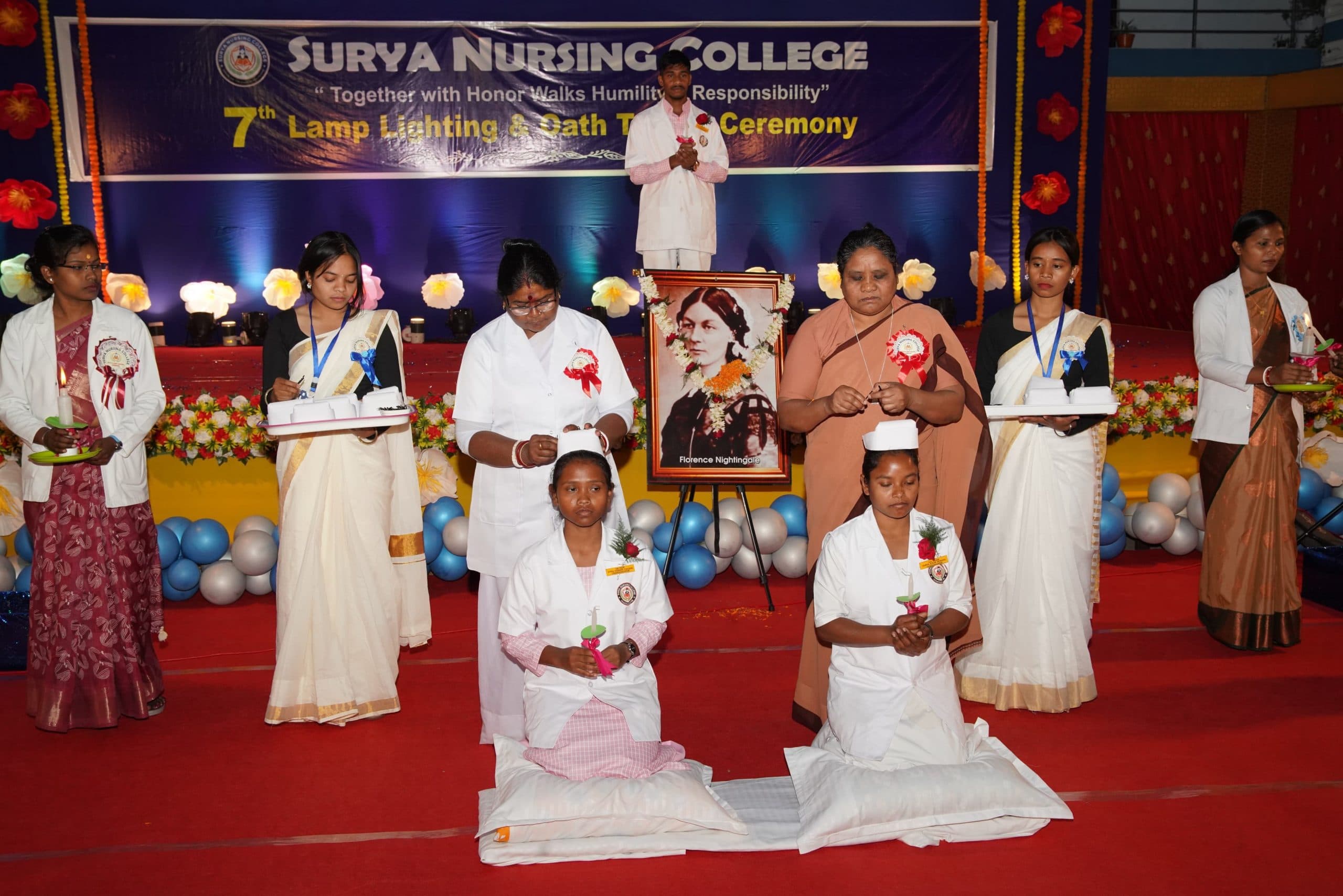 West Singhbhum News : छात्राएं अपने कर्तव्य व दायित्व को ईमानदारी पूर्वक निभाएं : डॉ मिंज