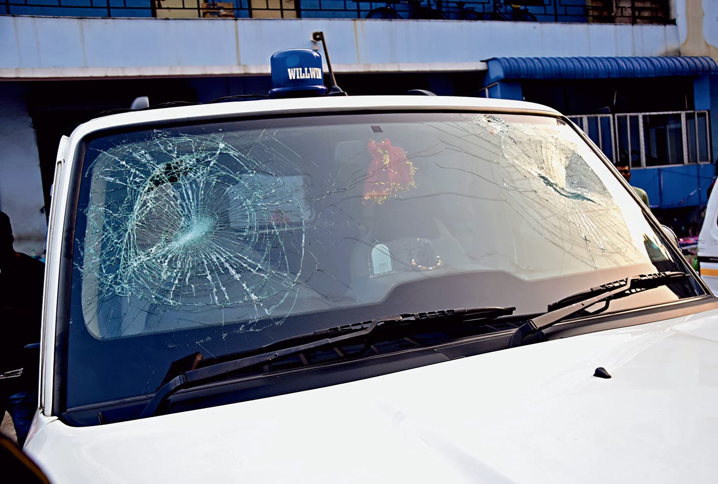 राम व वाम ने शांतिपूर्ण माहौल बिगाड़ने के लिए मिलाया हाथ