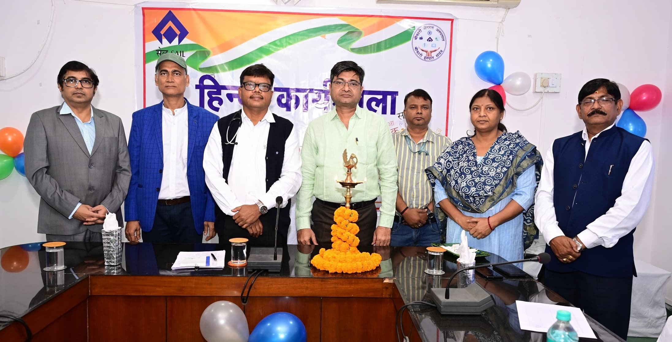 Bokaro News : कार्यालय के सभी कार्यों में हिंदी का करें प्रयोग : डॉ करुणामय