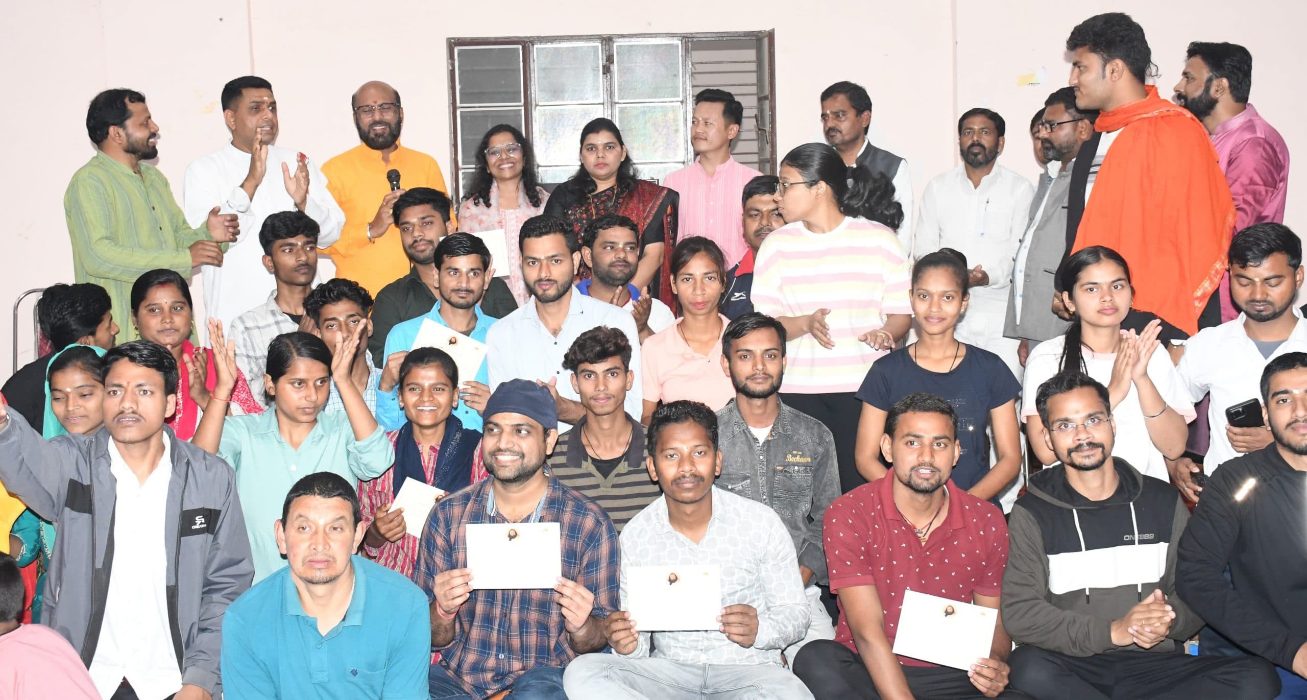 देश की दशा व दिशा बदल सकते हैं आज के युवा : महापौर