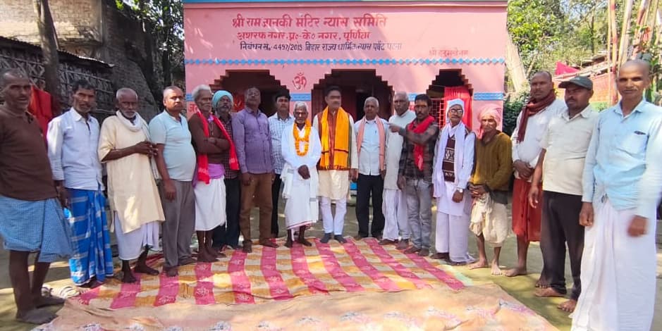भुवनेश्वर मेहता ने मंदिर को दान में दिया दो डिसमिल जमीन