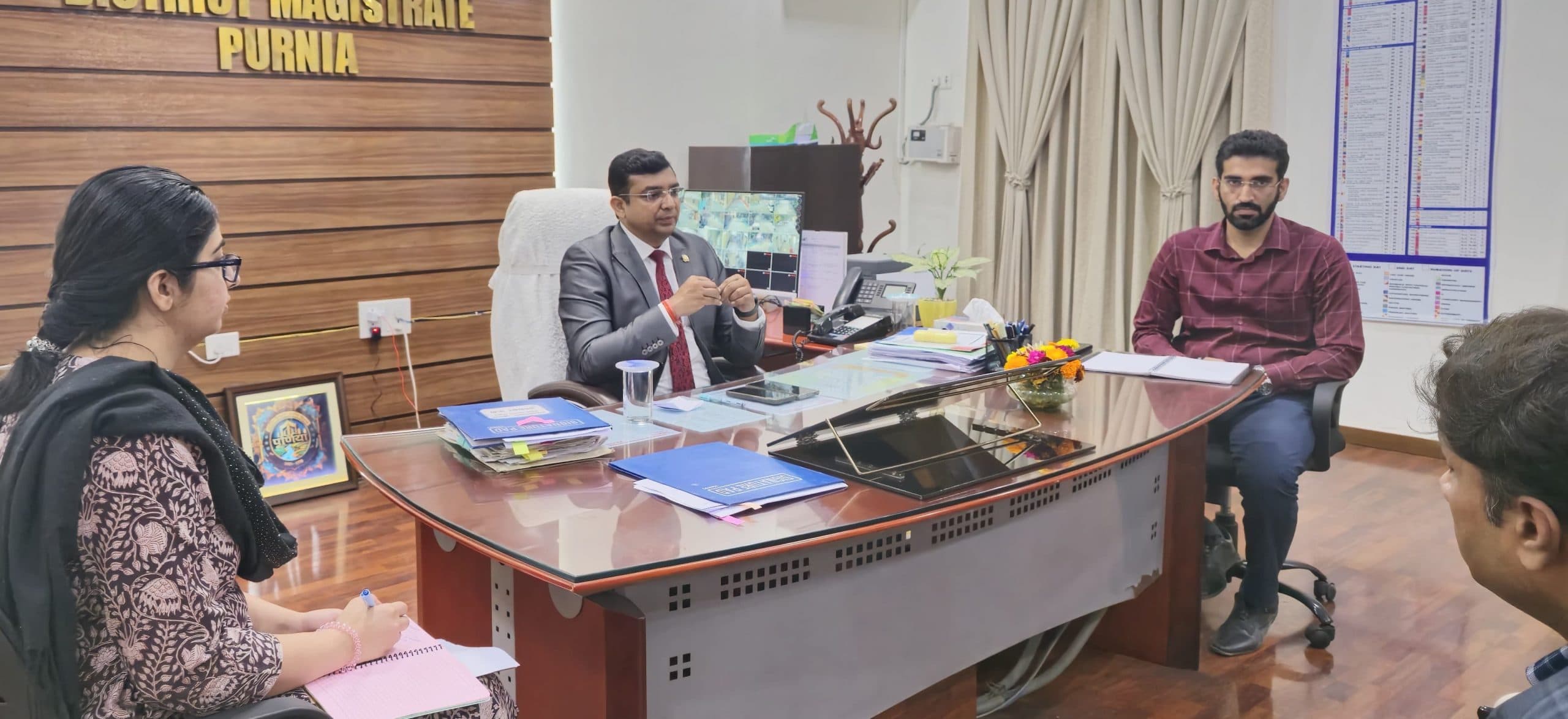 हर घर नल का योजना में आ रही शिकायतों पर भड़के डीएम