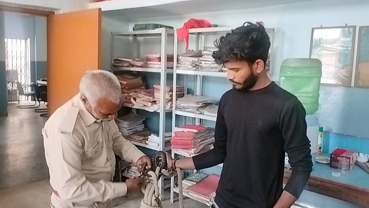 रतनुपुर गांव से पुलिस ने अपहृता को किया बरामद, आरोपी गिरफ्तार