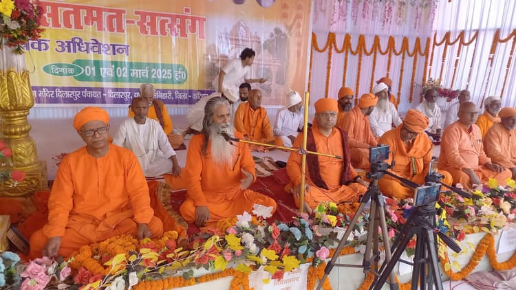 सत्संग सुनने व ध्यान करने से आत्मसुख मिलता है: स्वामी सत्यप्रकाश