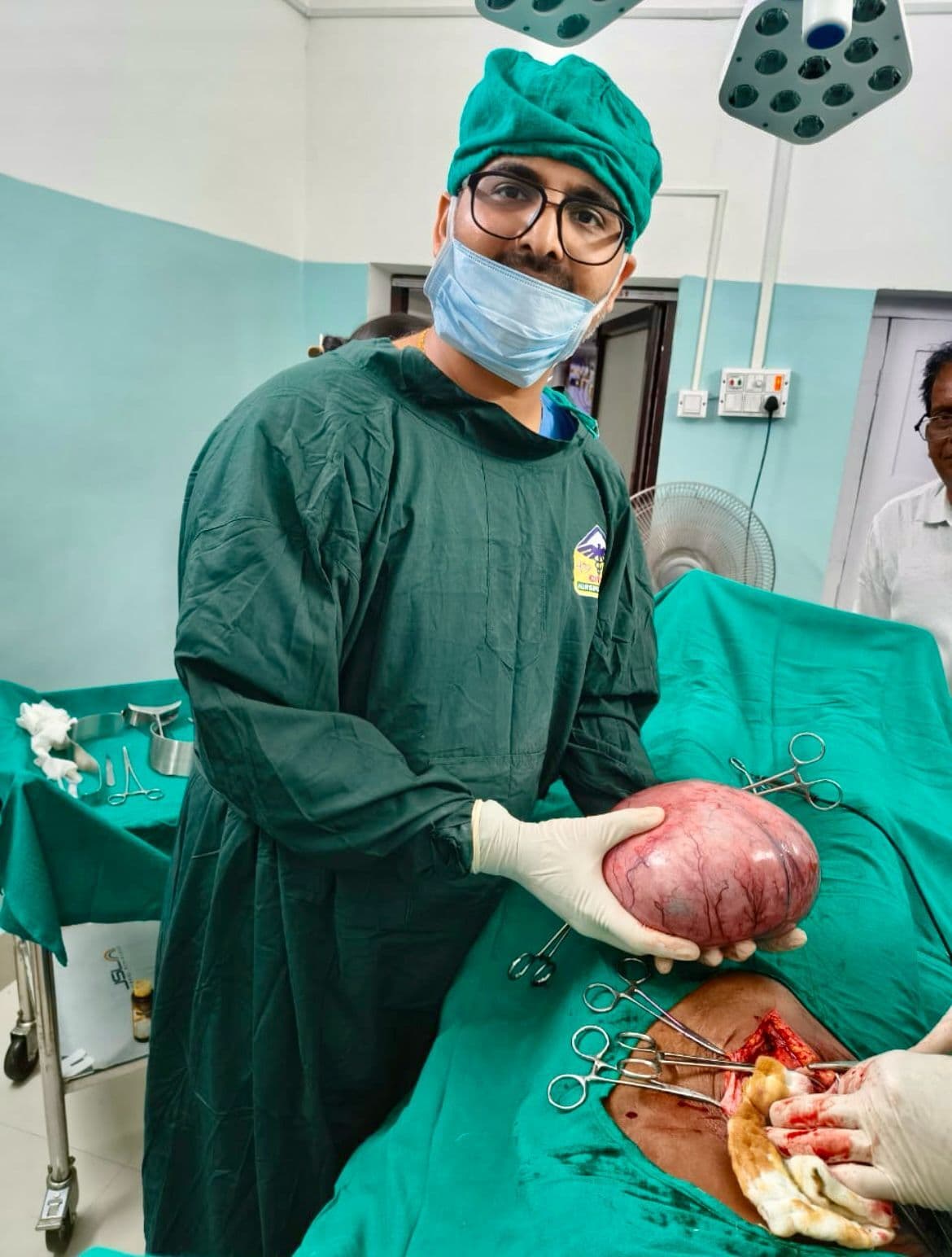 East Singhbhum News : बहरागोड़ा में महिला के पेट से तीन किलो का ट्यूमर निकला