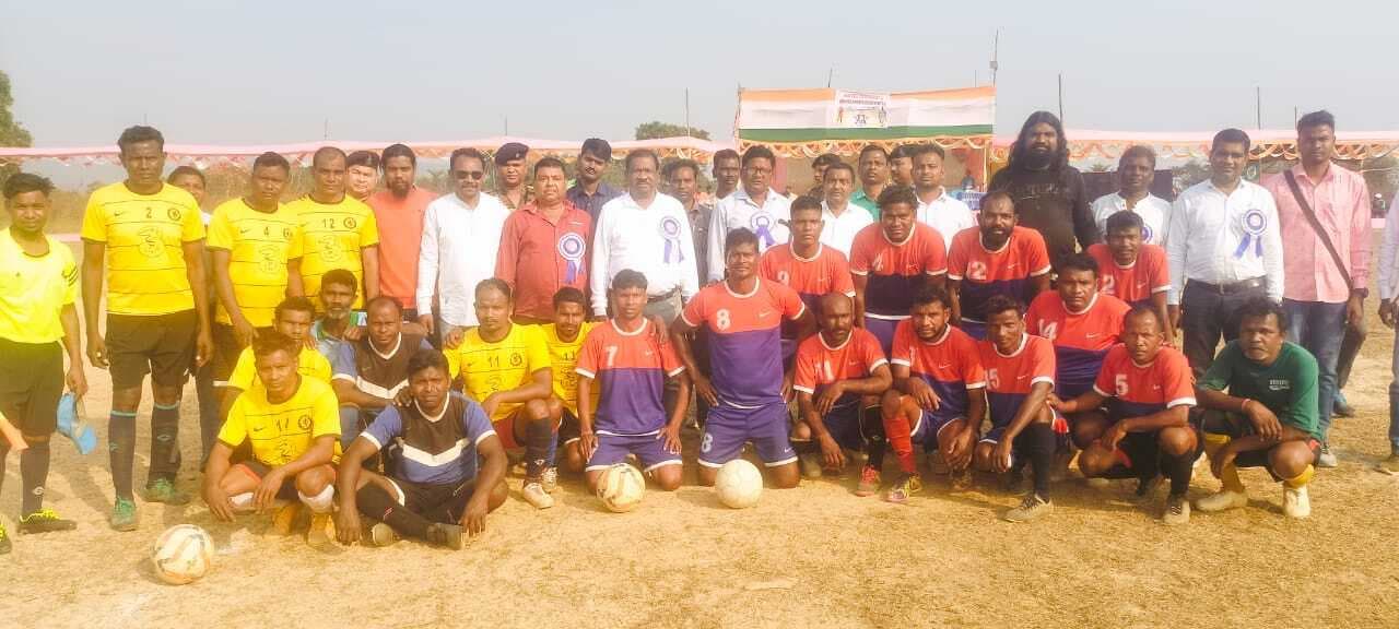 East Singhbhum News : पढ़ाई के साथ खेलकूद में हिस्सा लें, खिलाड़ियों को नौकरी दे रही सरकार : रामदास