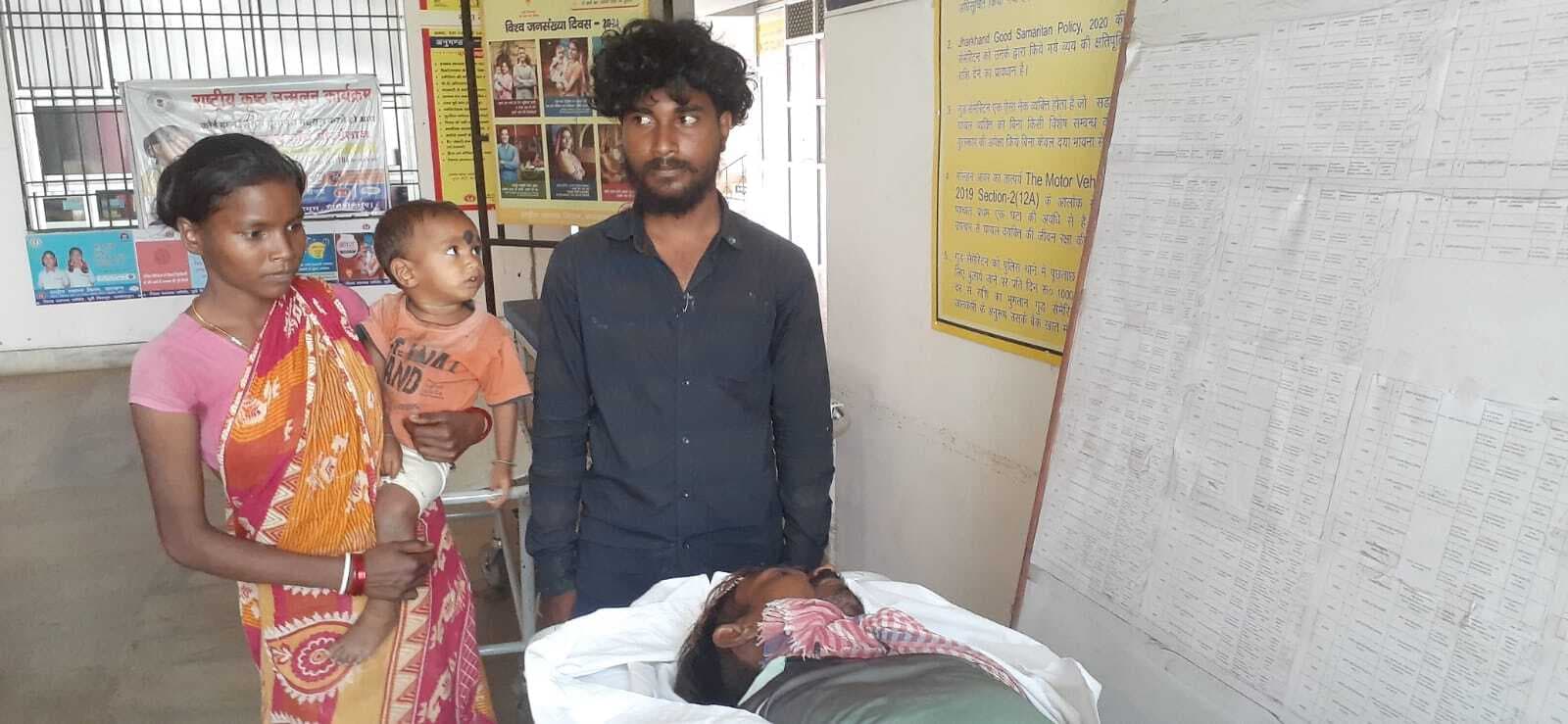 East Singhbhum News : घाटशिला अनुमंडल अस्पताल के शौचालय में मरीज ने फांसी लगायी