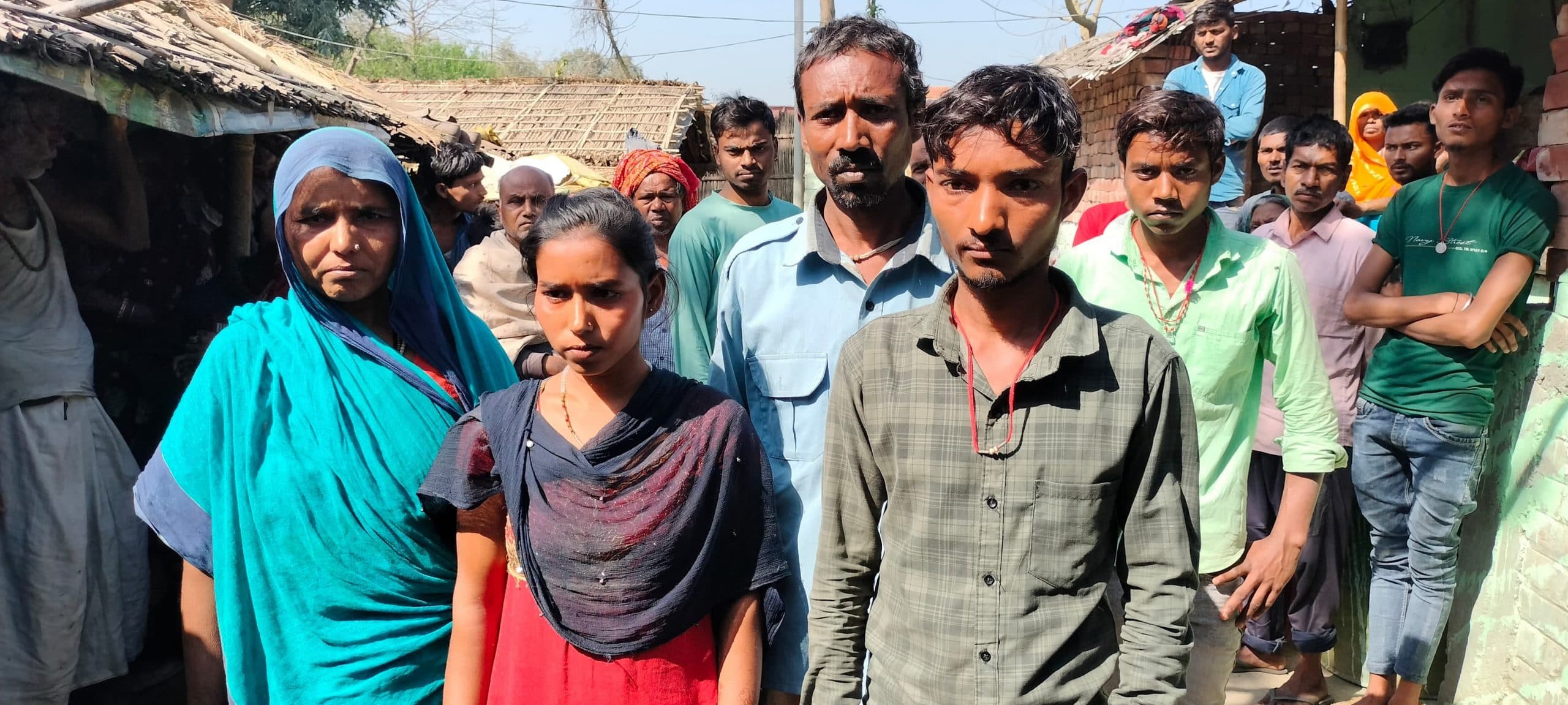 सात घरों से नकदी समेत लाखों के जेवर की चोरी