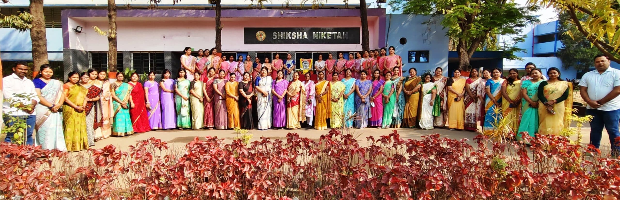 Jamshedpur News : शिक्षा निकेतन स्कूल में जमशेदजी टाटा को दी गयी श्रद्धांजलि