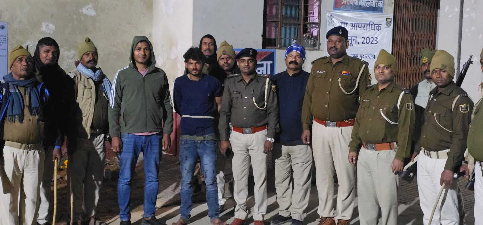 25 हजार का इनामी बदमाश गिरफ्तार, जेल