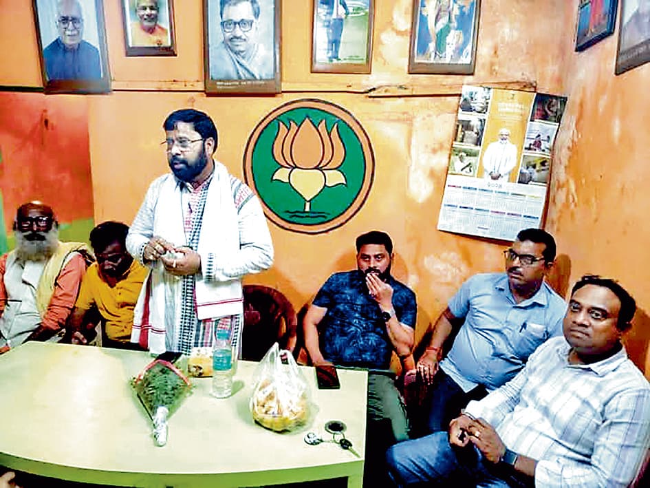 दुर्गापुर : भाजपा की बैठक, विभिन्न मुद्दों पर हुई चर्चा