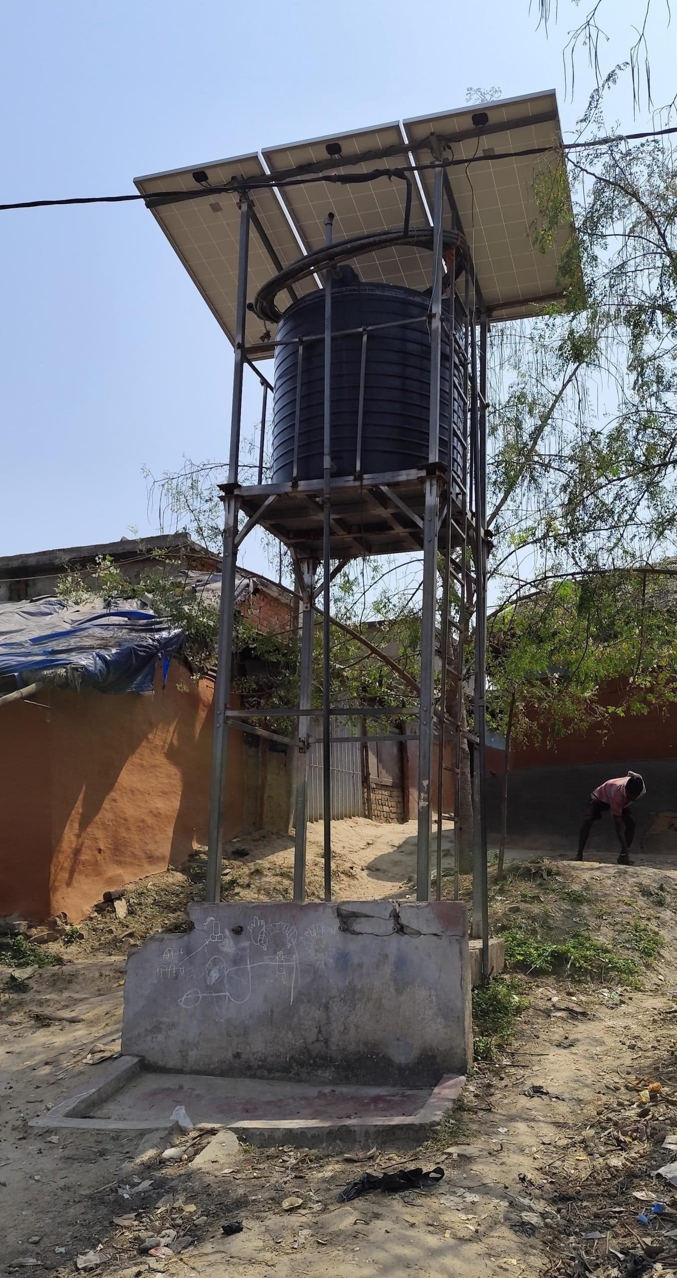 East Singhbhum News : दिगड़ी में दो सोलर जलमीनार खराब, पानी के लिए भटक रहे 260 परिवार