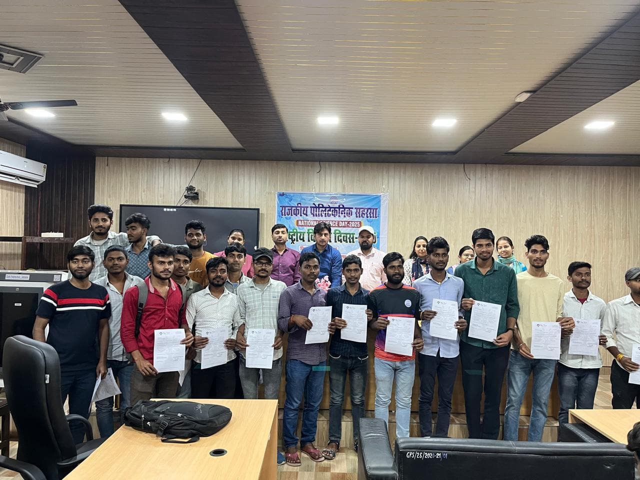 कार्यशाला विद्यार्थियों को आधुनिक उद्योगों के अनुरूप तैयार करने में होती है सहायक - प्रो मिथुन