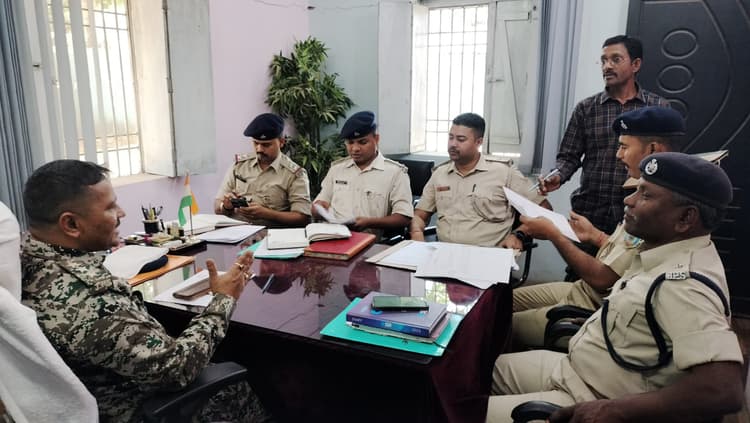 अंतरराज्यीय बदमाशों पर विशेष निगरानी रखें : एसडीपीओ