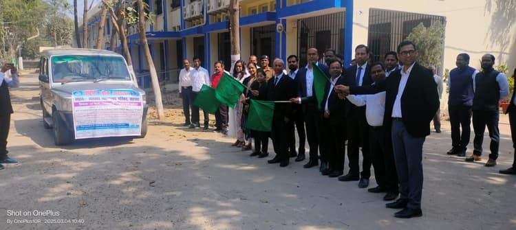 लोक अदालत 8 मार्च को, रवाना हुआ प्रचार रथ